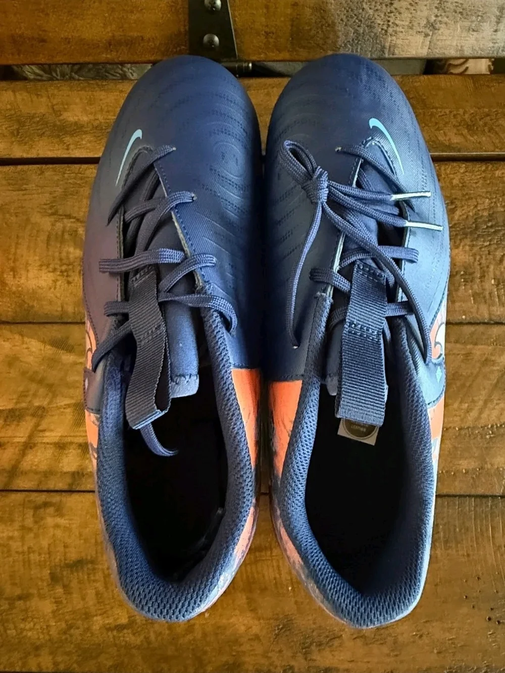 Nike Jr. Phantom GX II Academy Soccer Cleats | Size 6Y | Firm/Multi Surface